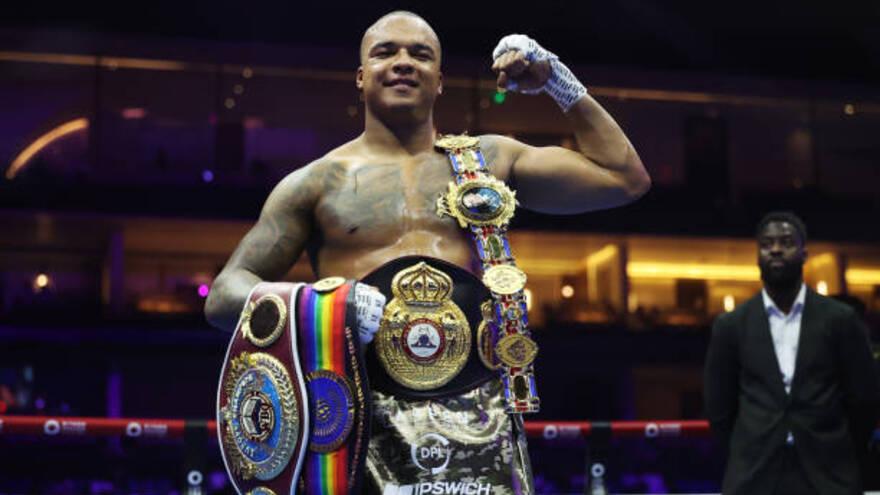 У рейтинга WBA среди супертяжей неожиданный лидер. Тайсон Фьюри — только 5-й