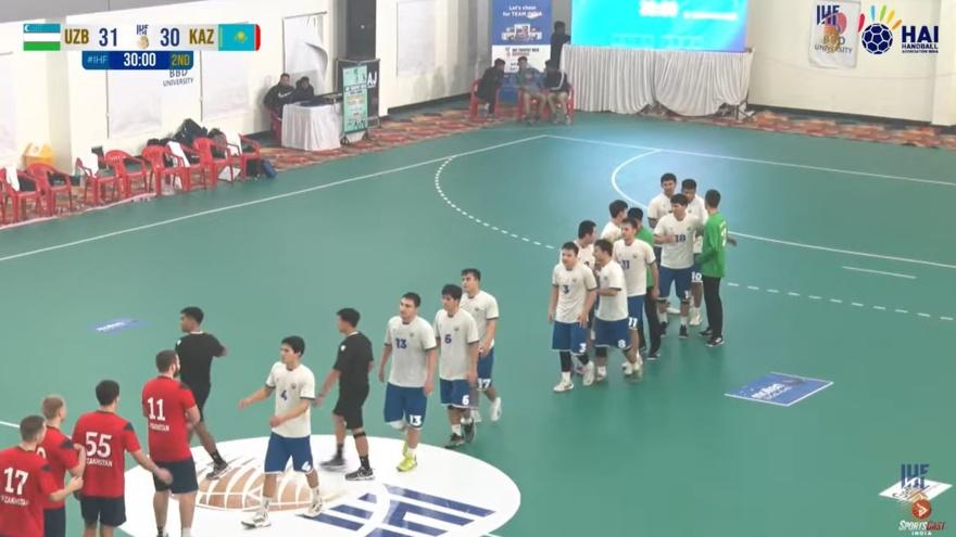 Растеряли перевес. Казахстан U-20 проиграл Узбекистану U-20 в турнире IHF Trophy