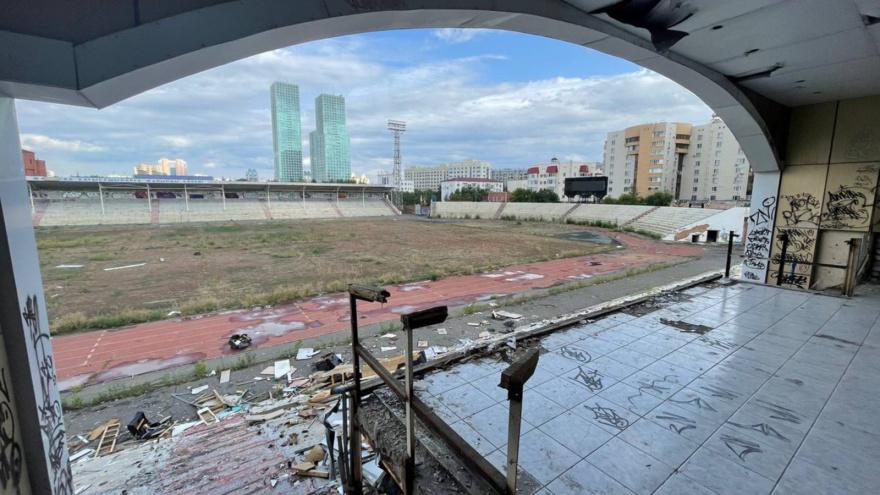 Астанада Қажымұқан Мұнайтпасов атындағы стадион ресми түрде сүрілді