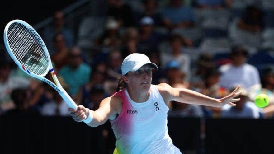 Швентек и Гауфф взяли уверенный старт на Australian Open 2025