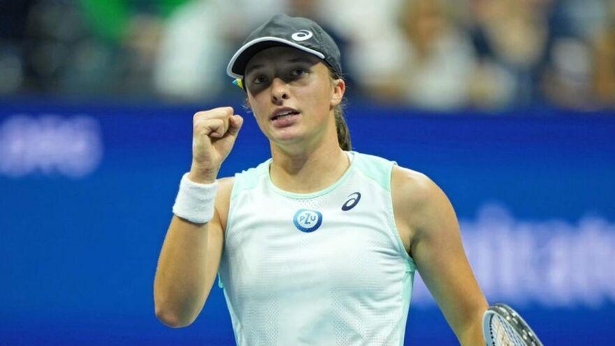 Ига Швёнтек вышла в третий круг Australian Open 2025