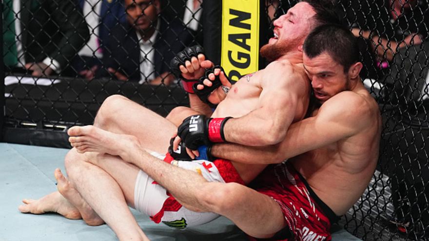Стало известно сколько получили бойцы за выступление на UFC 311