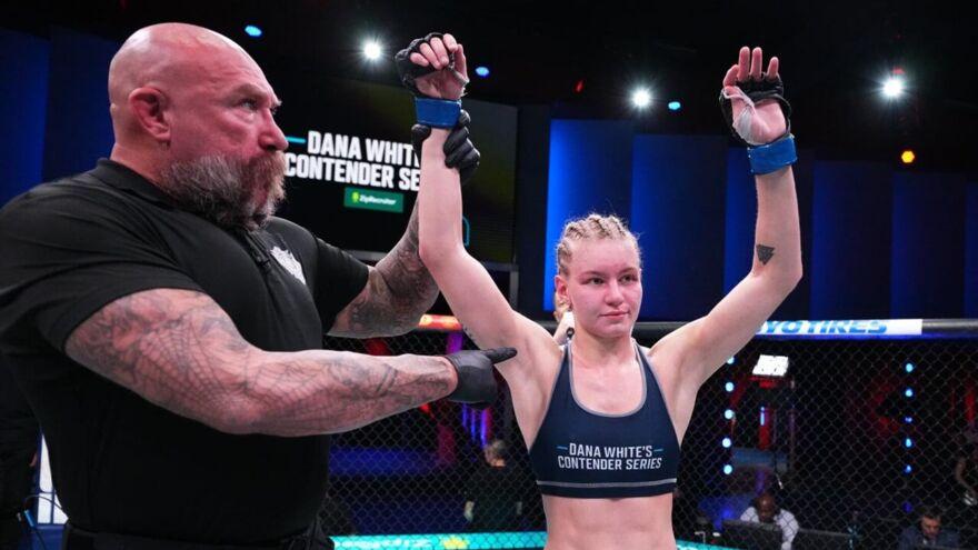 UFC исключил пятерых бойцов после серии поражений