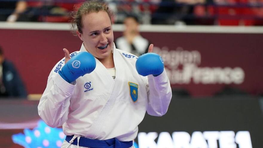 Казахстанские каратистки Софья Берульцева и Асель Канай вышли в финал Премьер-Лиги