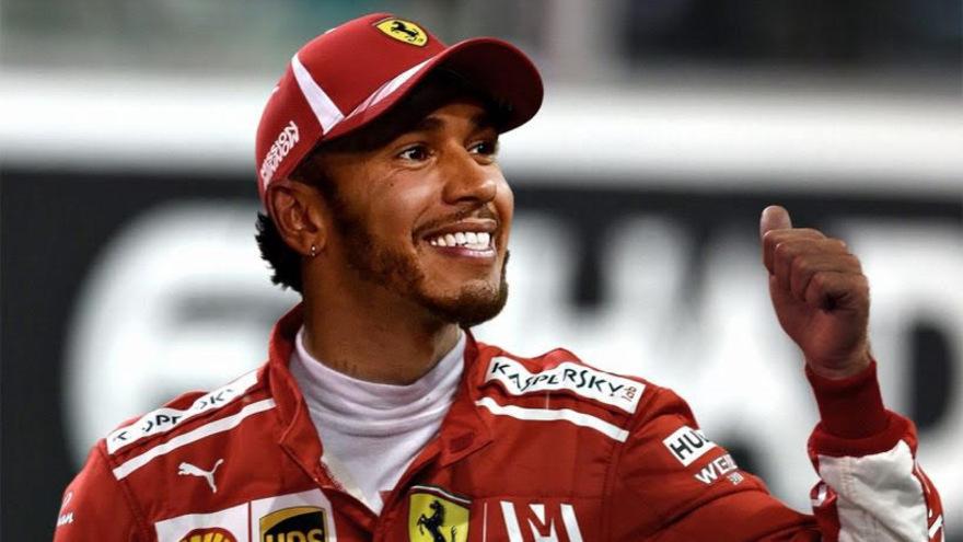 Семикратный чемпион Формулы-1 Льюис Хэмилтон попал в аварию на тестах Ferrari