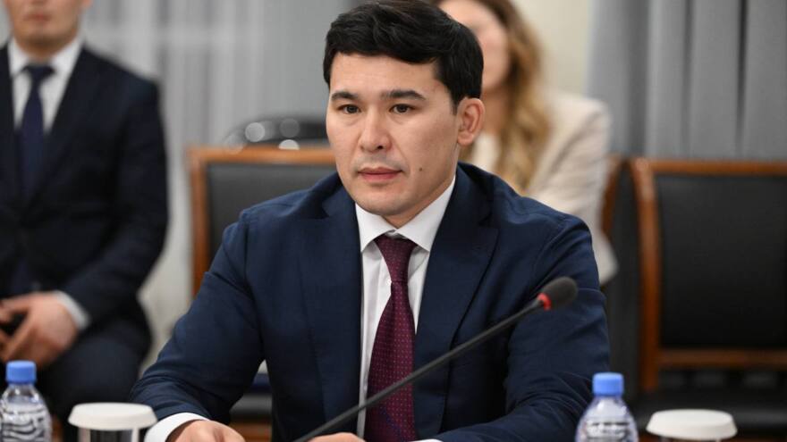 Министр спорта Ербол Мырзабосынов сообщил, как будет модернизирована футбольная инфраструктура в стране