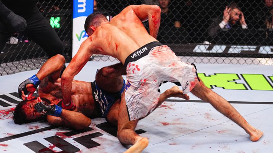 Фарес Зиам одержал пятую победу подряд в бою против Майкла Дэвиса на UFC Fight Night 250