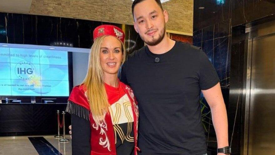 Американская фанатка Шавката Рахмонова Ларо Санко получила приз своей мечты