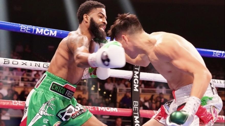 Фултон снова одолел Фигероа и завоевал титул WBC