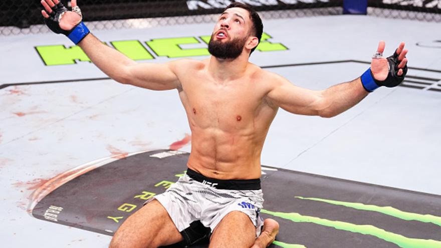 Адесанья құлады! Нассурдин Имавов UFC Fight Night 250 басты жекпе-жегінде нигериялық жауынгерге мүмкіндік қалдырмады