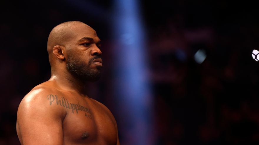 Чемпион UFC Джонс выступил с анонсом своего большого признания