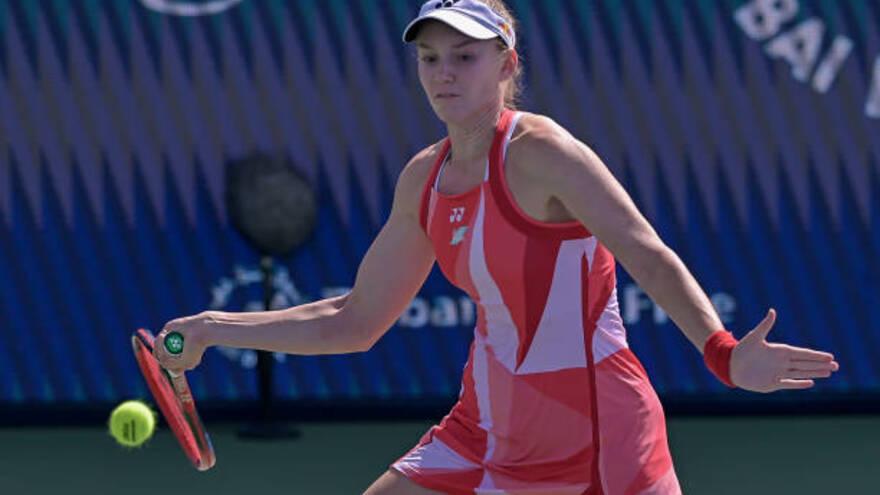Рыбакина встретится с 17-летней нейтралкой. Елена вышла в полуфинал WTA 1000 в Дубае