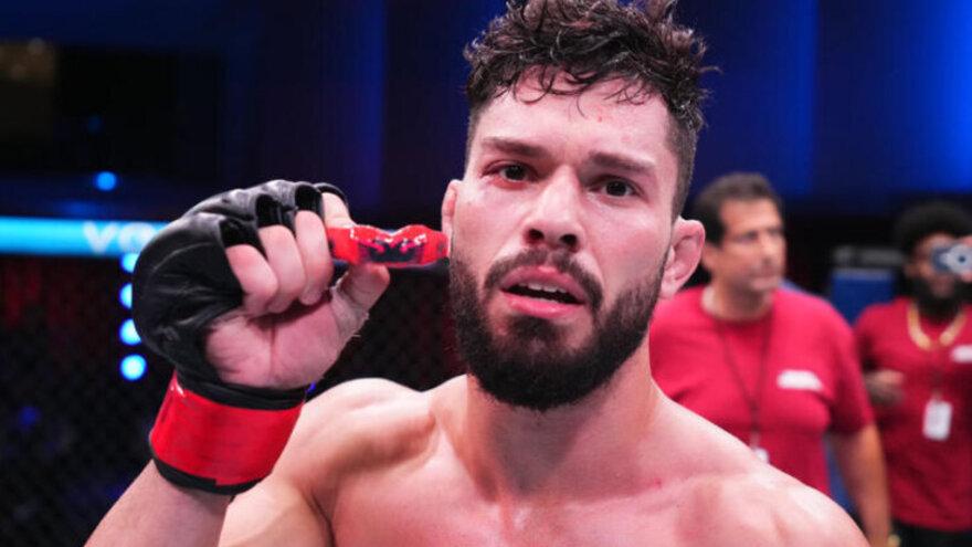 Бойца UFC наказали за драку с казахстанским болельщиком