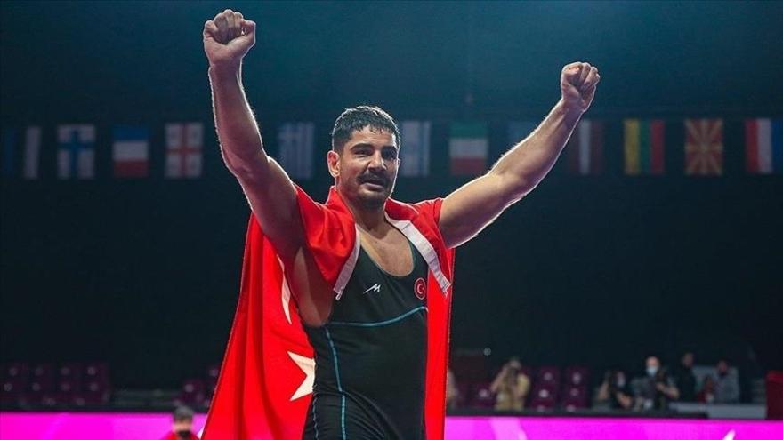 Олимпийский чемпион по вольной борьбе посетит Казахстан