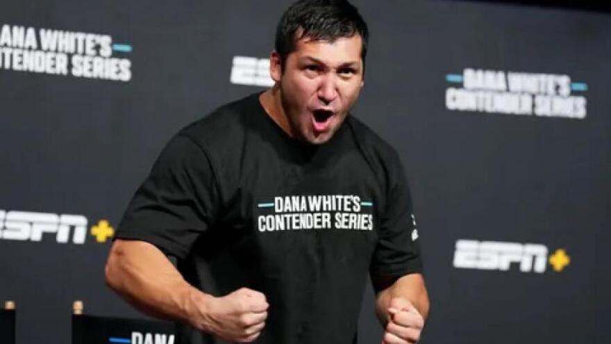 Арман Абдрахманов предсказал дебют Дияра Нургожая в UFC