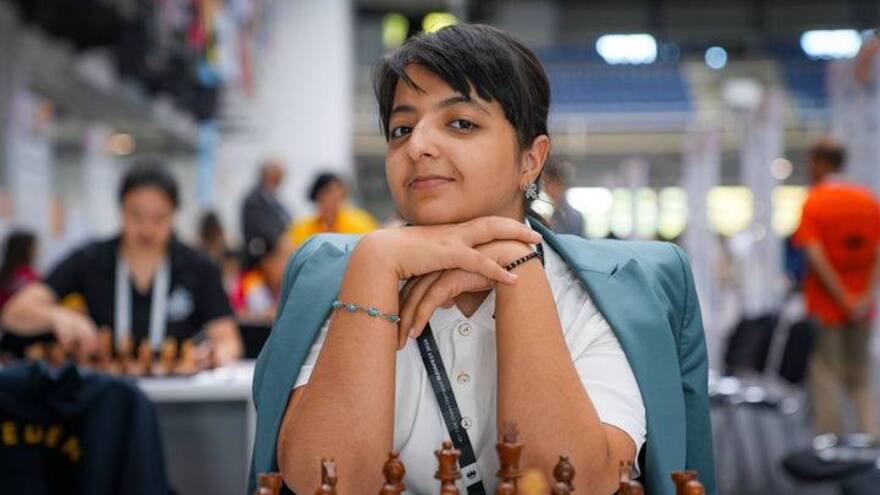 Узбекская шахматистка удерживает высокую позицию на турнире Women’s Chess Championship-2025