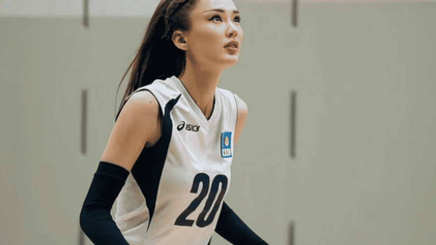 Алтынбекова с юмором ответила на вопрос о новом муже после развода