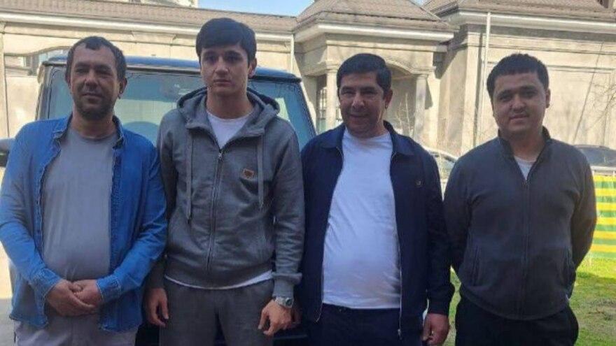 ВИДЕО. Гелик для звезды: Хусанову сделали элитный подарок на родине
