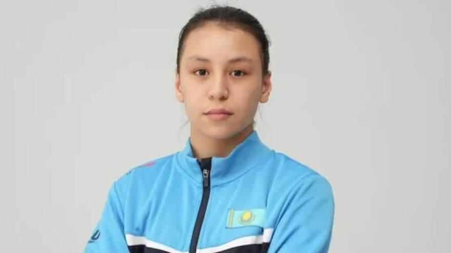 Анита Адишева потерпела поражение в первом бою на Кубке мира World Boxing