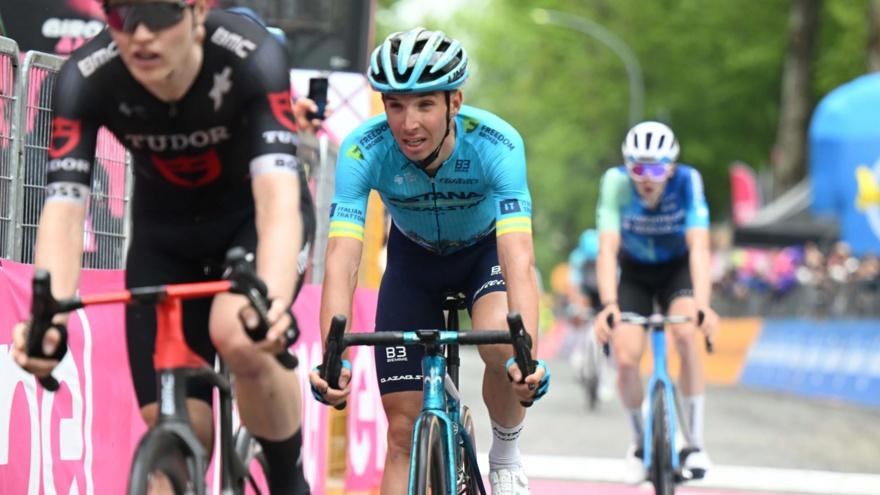 Велогонщики XDS Astana Team оказались вдалеке от призеров на втором этапе «Тура Страны Басков»