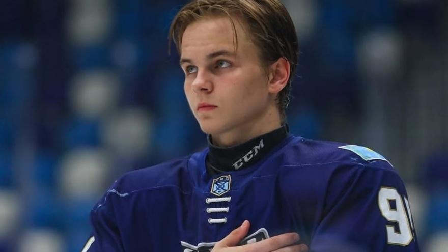 Ситников забросил шайбу в Канаде за «Коквитлам Экспресс» в плей-офф BCHL