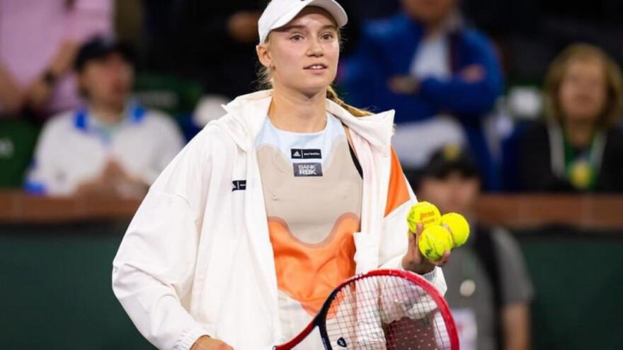 Елена Рыбакина начала работу с новым фитнес-тренером из Италии
