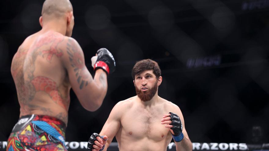 Анкалаев пообещал Перейре «шторм» в реванше и готов защитить титул UFC