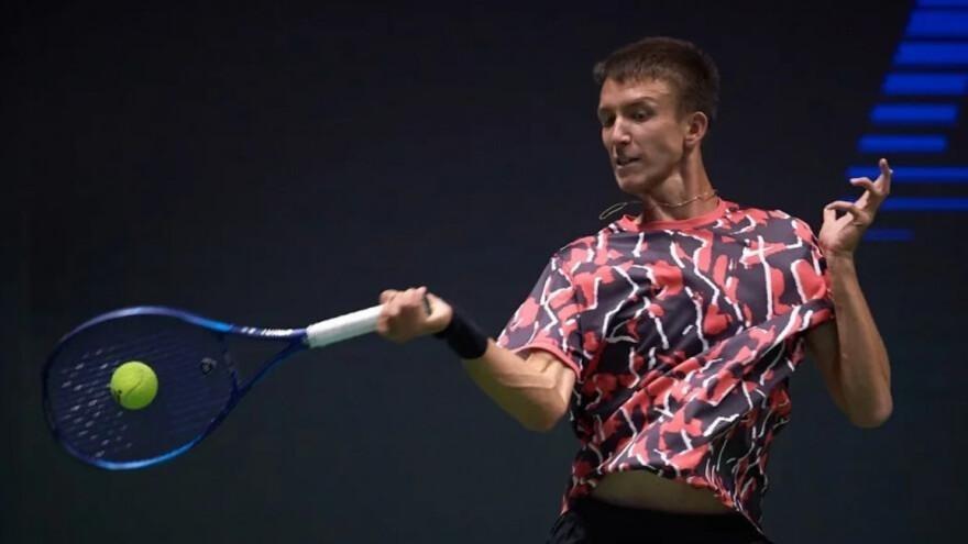 Ломакин стартовал с победы на турнире ITF в Китае