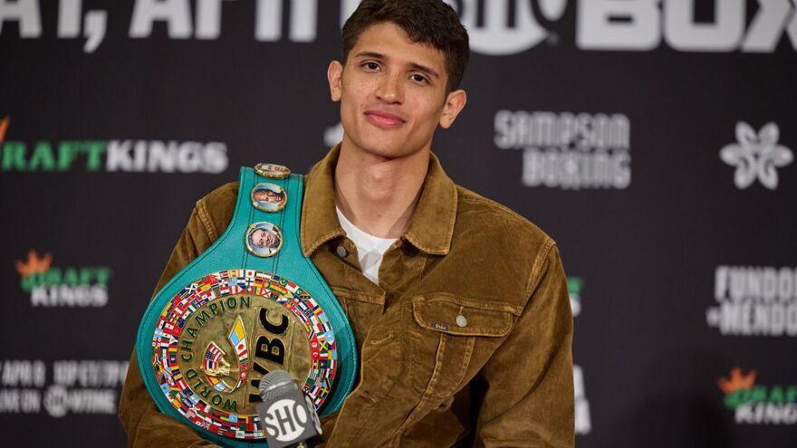 Себастьян Фундора лишен титула WBO: пояс в первом среднем весе вакантен