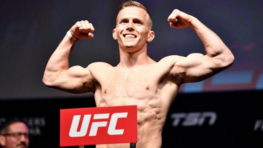 Соперник Бекзата Алмахана оценил казахстанца перед боем на UFC 315