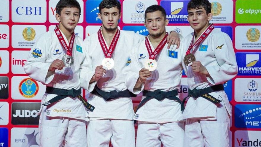 Казахстанцы с четырьмя медалями начали домашний Grand Slam по дзюдо