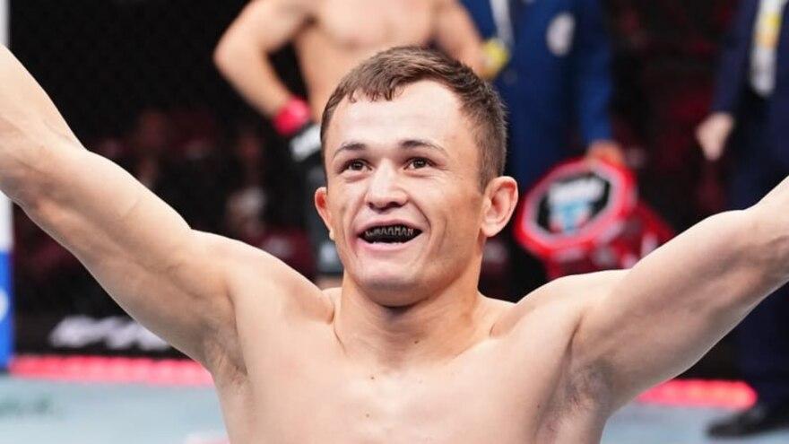 Бекзат Алмахан покоряет UFC: как 64 секунды решат его будущее в боях за титул