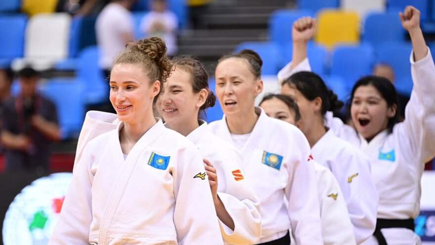 Женская сборная Казахстана — чемпион мира по парадзюдо