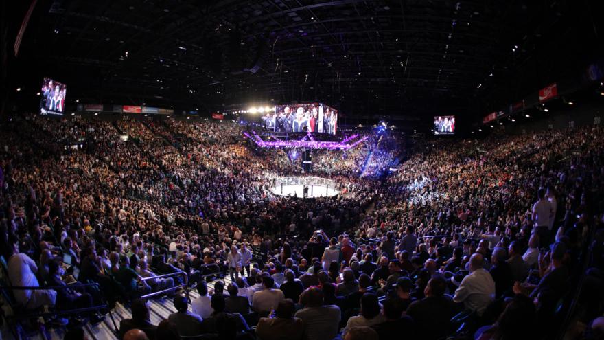 UFC сегіз жылдағы алғашқы Шанхайда өтетін турнирді жариялады