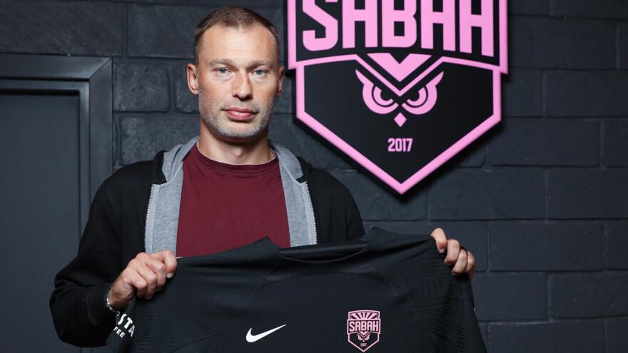 «Сабах» и Покатилов договорились о продлении контракта с Березуцким