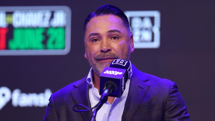 Оскар Де Ла Хойя Райан Гарсияға бір жылға демалыс алуға кеңес берді