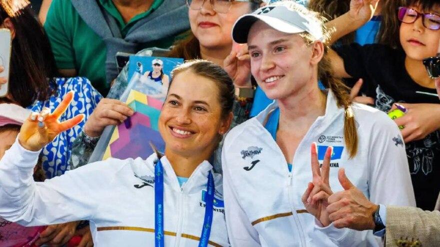 Елена Рыбакина и Путинцева вышли в четвертьфинал парного турнира WTA в Лондоне