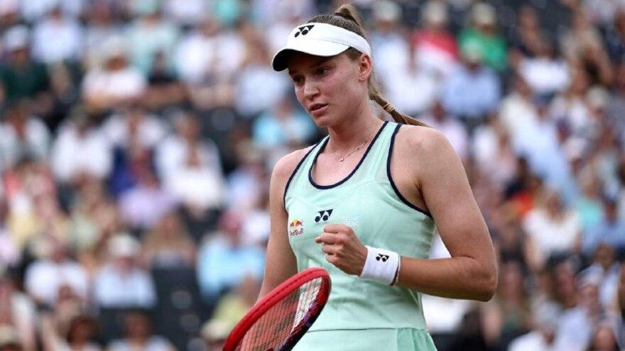 Елена Рыбакина призналась в волнении после первого матча на траве в сезоне