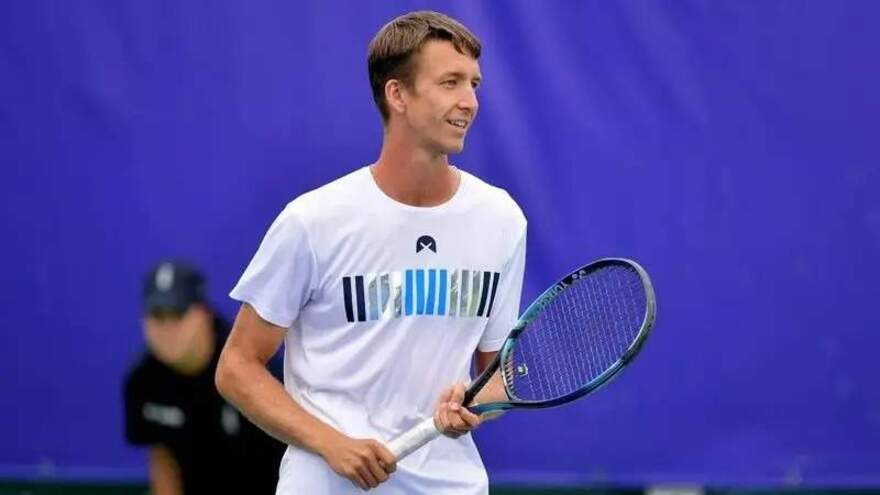 Григорий Ломакин уступил в стартовом матче турнира ITF в Китае