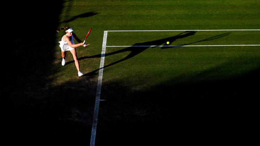 Рыбакина уверенно выиграла первый матч на Уимблдоне