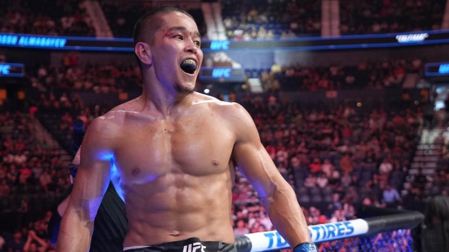 Асу Алмабаев теряет позиции после сенсации в наилегчайшем весе UFC