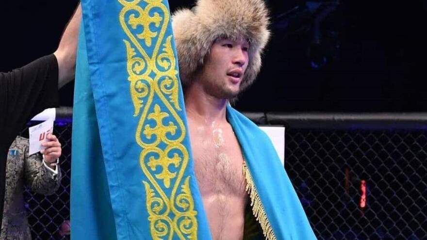 Непобежденный Рахмонов укрепил позиции в мировом рейтинге UFC