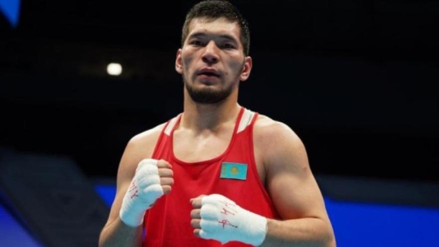 Нурбек Оралбай уступил в финале Кубка мира и завоевал серебро