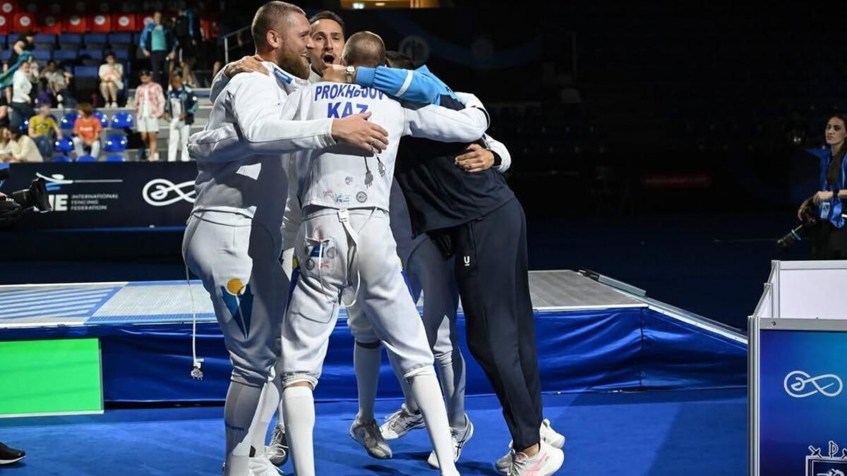 Казахстанские шпажисты прокомментировали триумф на чемпионате мира