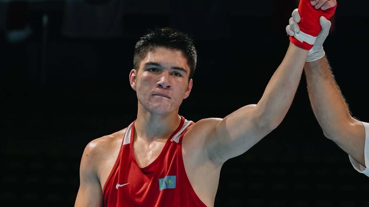 Тимур Тайбеков одержал победу техническим нокаутом на чемпионате Азии