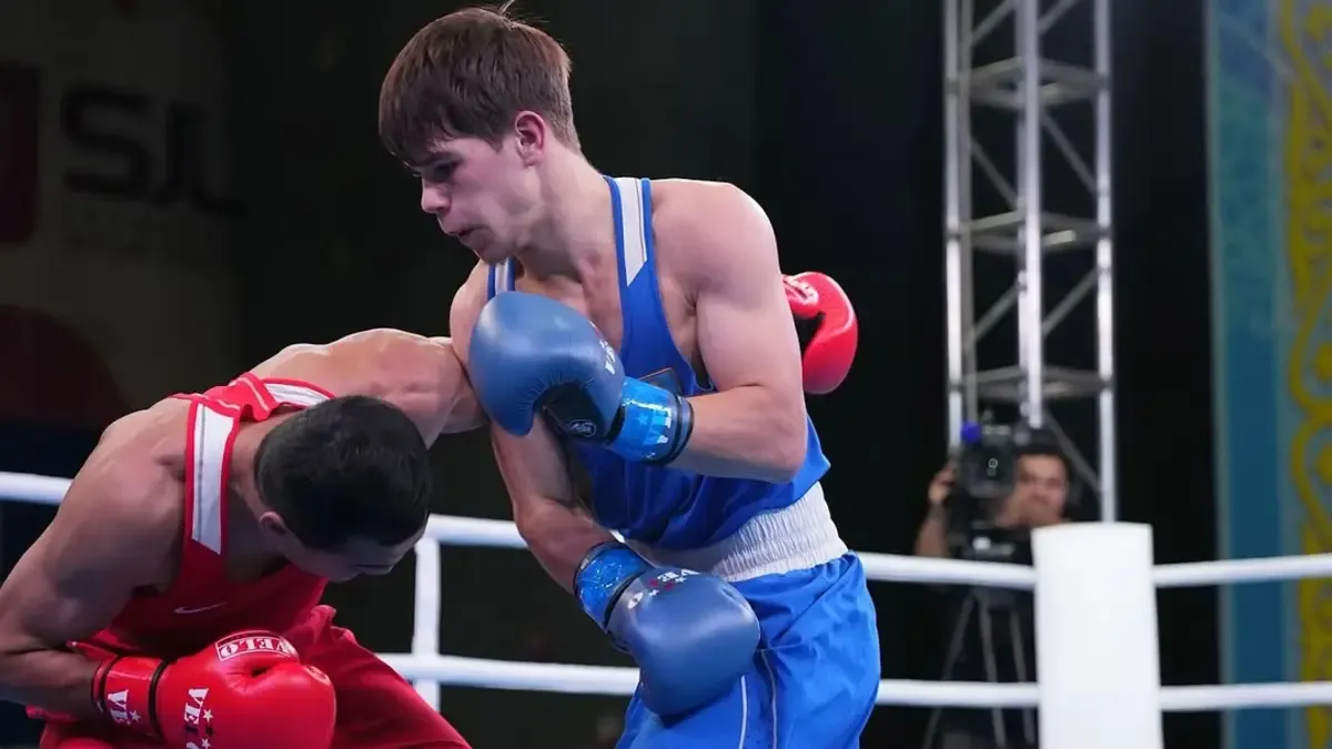 Казахстанский боксер Илья Калинин уверенно стартовал на молодежном чемпионате Азии