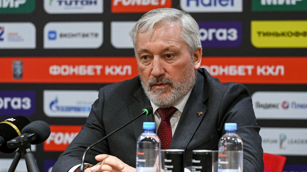 «В «Барысе» непонятно, кем играть». Артюхин — о сложностях Кравца в Астане