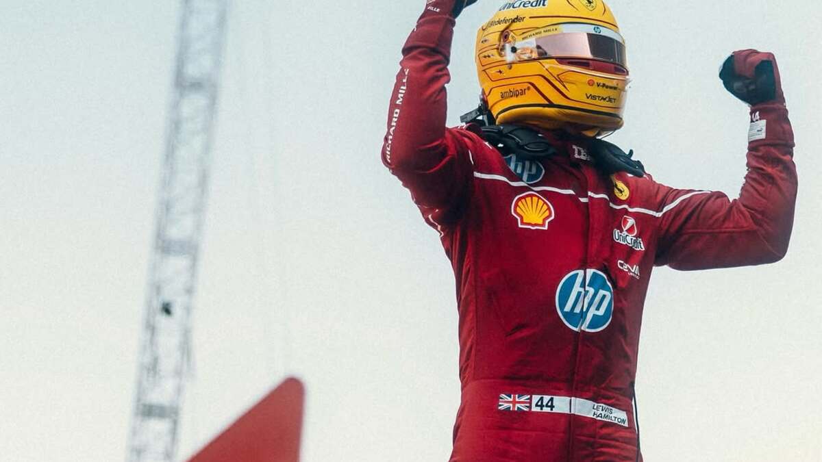 Доменикали призвал Ferrari поддержать Хэмилтона