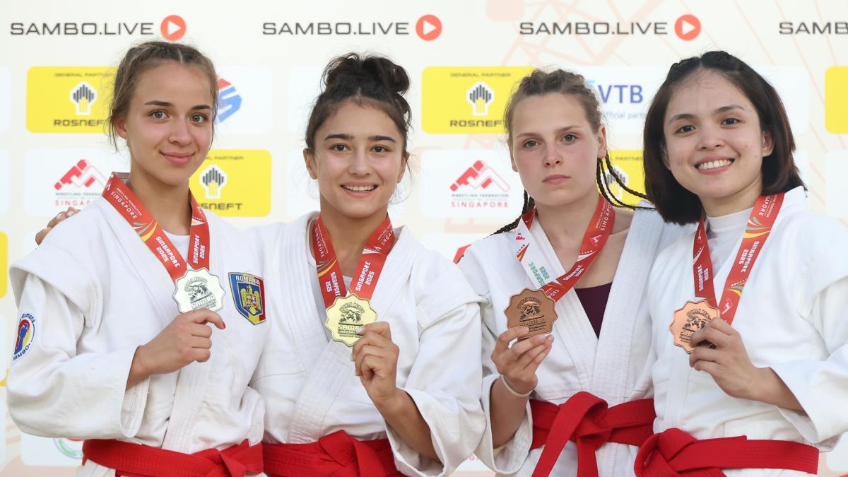 Маргарита Бажаева принесла Казахстану золото на чемпионате мира по пляжному самбо 