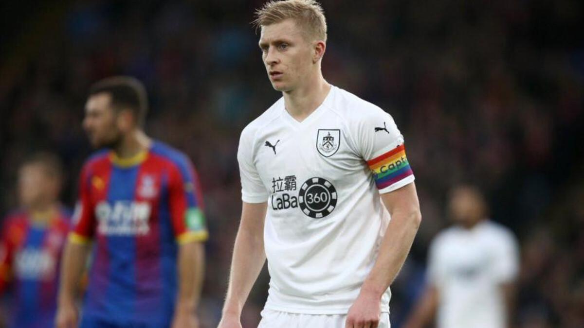 АПЛ отказывается от Rainbow Laces: капитаны команд приняли новое решение